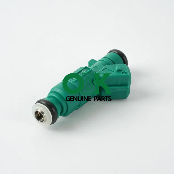Fuel Injector 0280156252 For VW Fox 1.6 032906031F