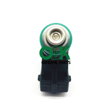 Load image into Gallery viewer, 04D02-AA Fuel injector for Toyota